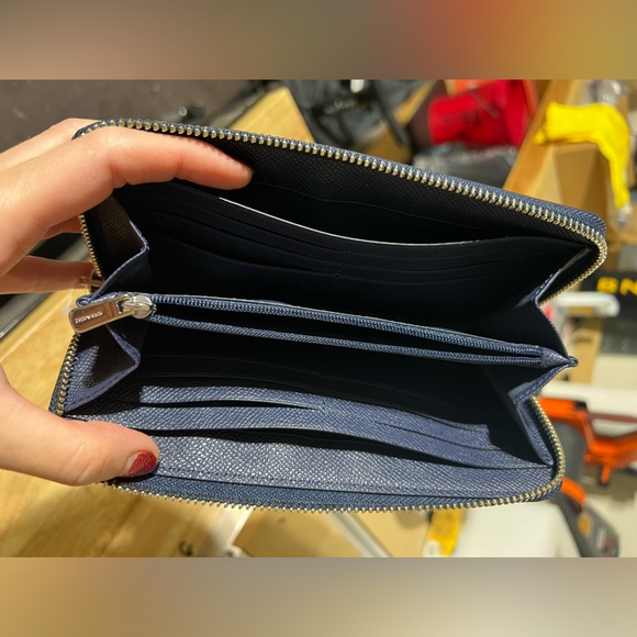 Coach accordion wallet - Picture 4 of 8